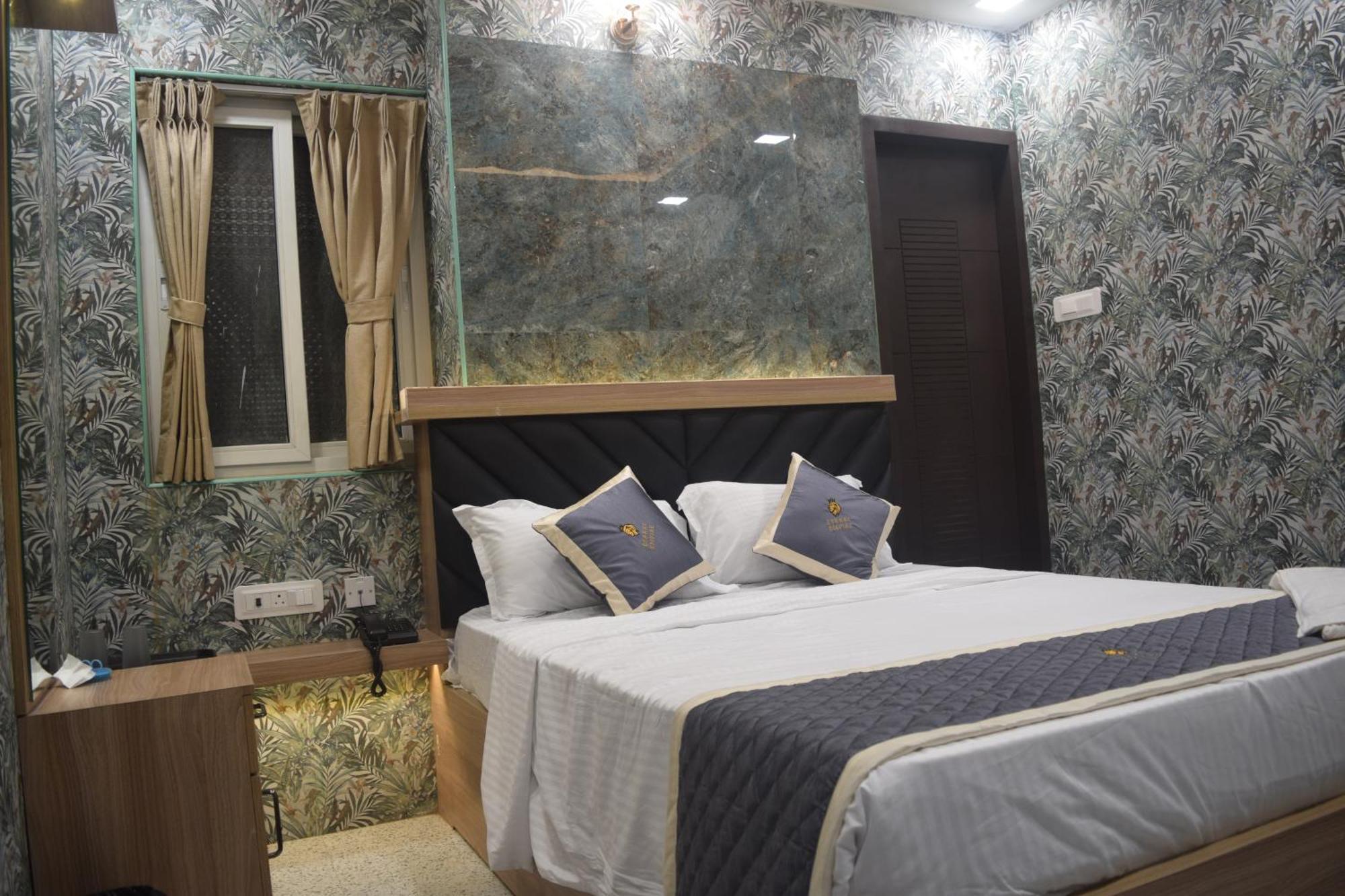 Hotel Esakki Empire Čennai Exteriér fotografie