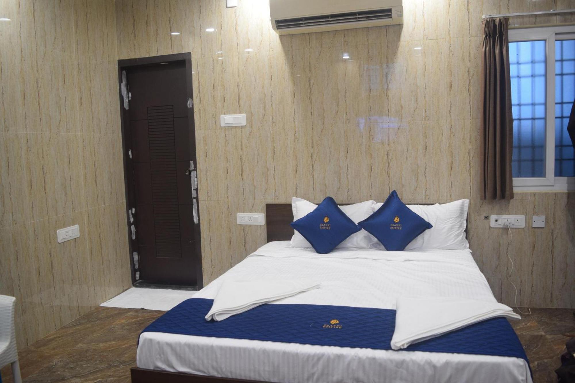 Hotel Esakki Empire Čennai Exteriér fotografie